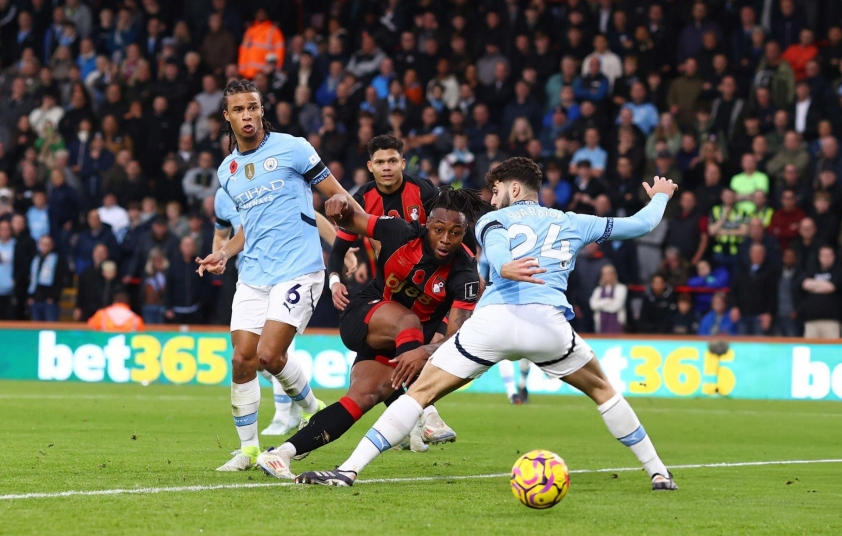 Trực tiếp Man City 1-2 Bournemouth: Sai lầm phòng ngự 551203